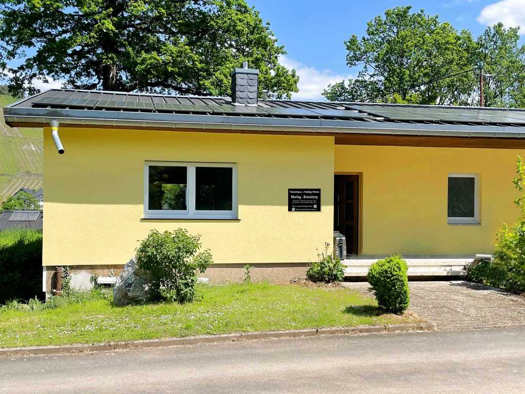 Eingang - Moselurlaub in Ferienhaus Maring, Kreuzberg 7, 54484 Maring-Noviand